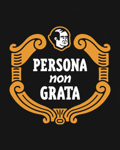 Czarna koszulka marki Dziedzic Pruski z hasłem Persona Non Grata